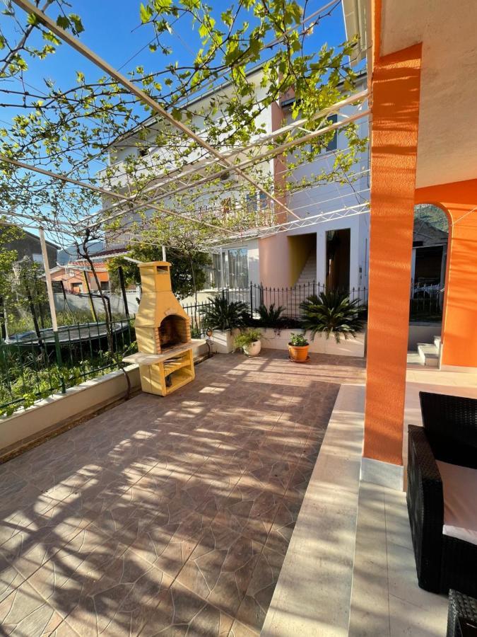 Orangerie Apartment คาชเตลา ภายนอก รูปภาพ